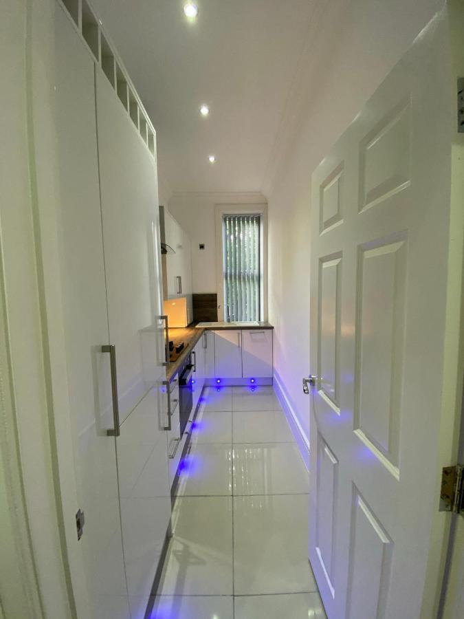Designer Apartment Apt6 Wolverhampton Buitenkant foto