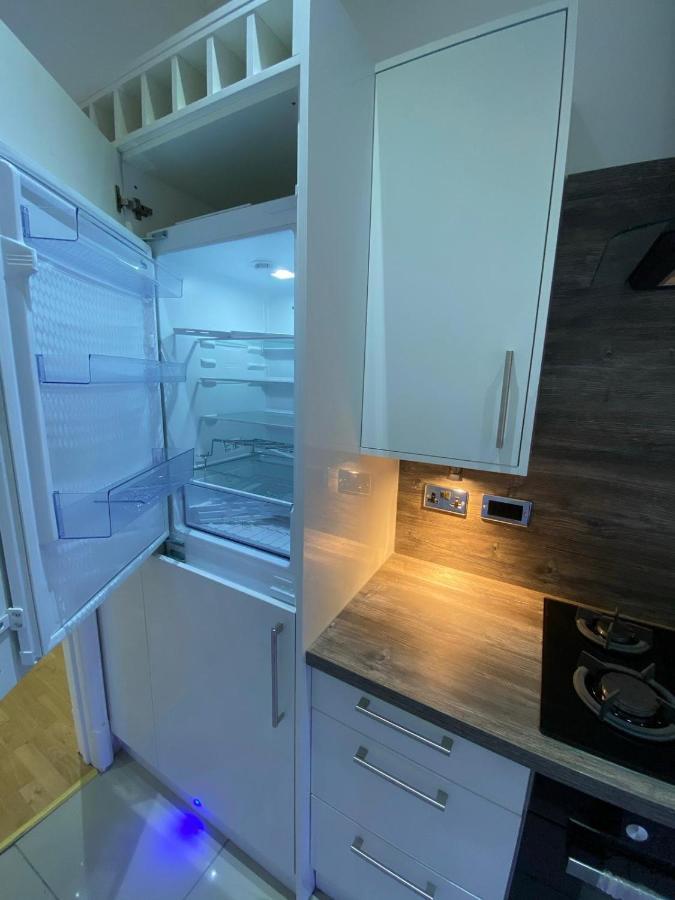 Designer Apartment Apt6 Wolverhampton Buitenkant foto