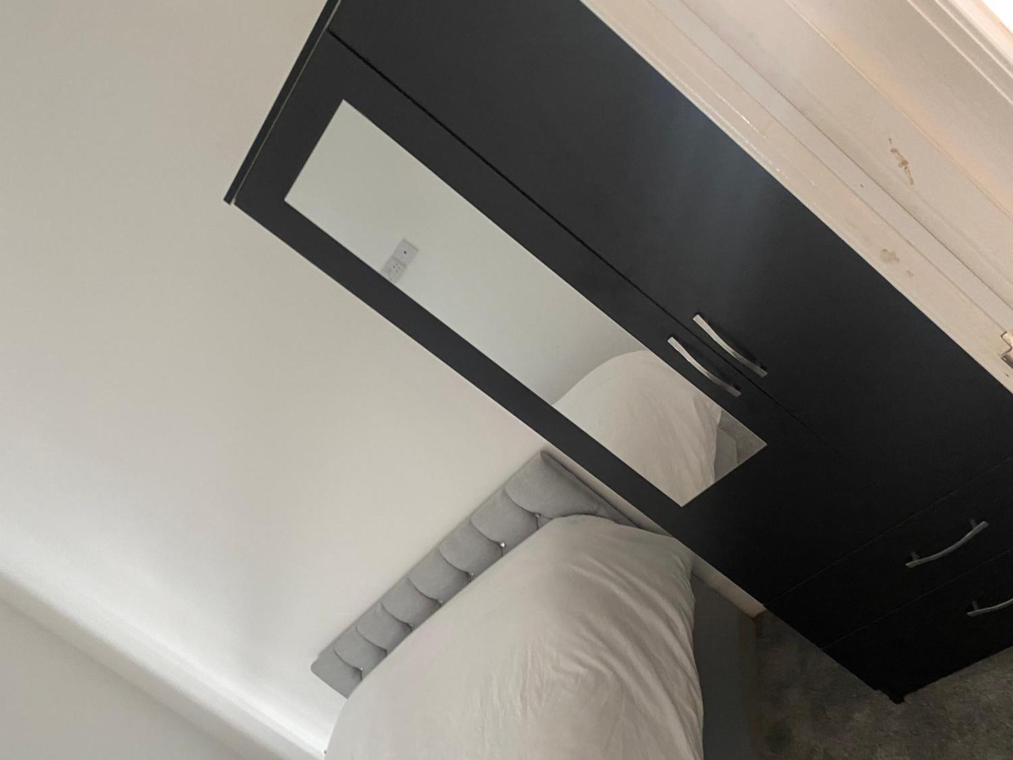 Designer Apartment Apt6 Wolverhampton Buitenkant foto
